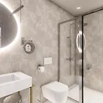 Отель Sophia Palace 4*