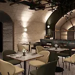 Sophia Palace 4*