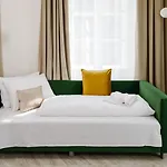 Sophia Palace Hotel