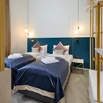 Sophia Palace 4*