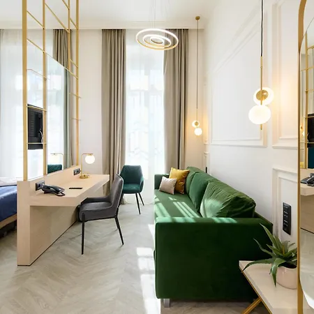 Отель Sophia Palace 4*